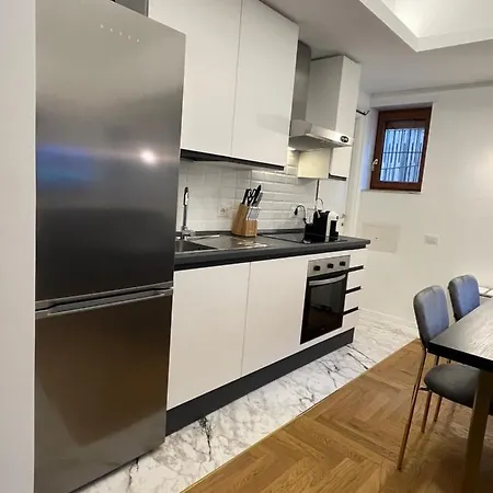Savoia House, Modern Near Borghese Apartment *