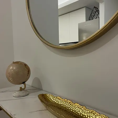 Apartment Savoia House, Modern Near Borghese *