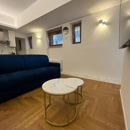 Apartment Savoia House, Modern Near Borghese