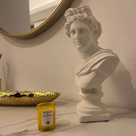 Apartment Savoia House, Modern Near Borghese *